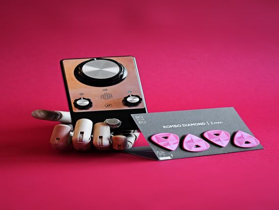 PAÍS DECIDE PROHIBIR LA MÚSICA GENERADA CON INTELIGENCIA ARTIFICIAL DE RANKING DE ÉXITOS